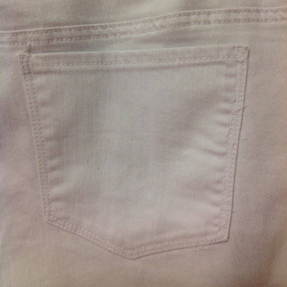 NEW Bling Rhinestone White Jean Capri 1X 2X 3X - Picture 6 of 8